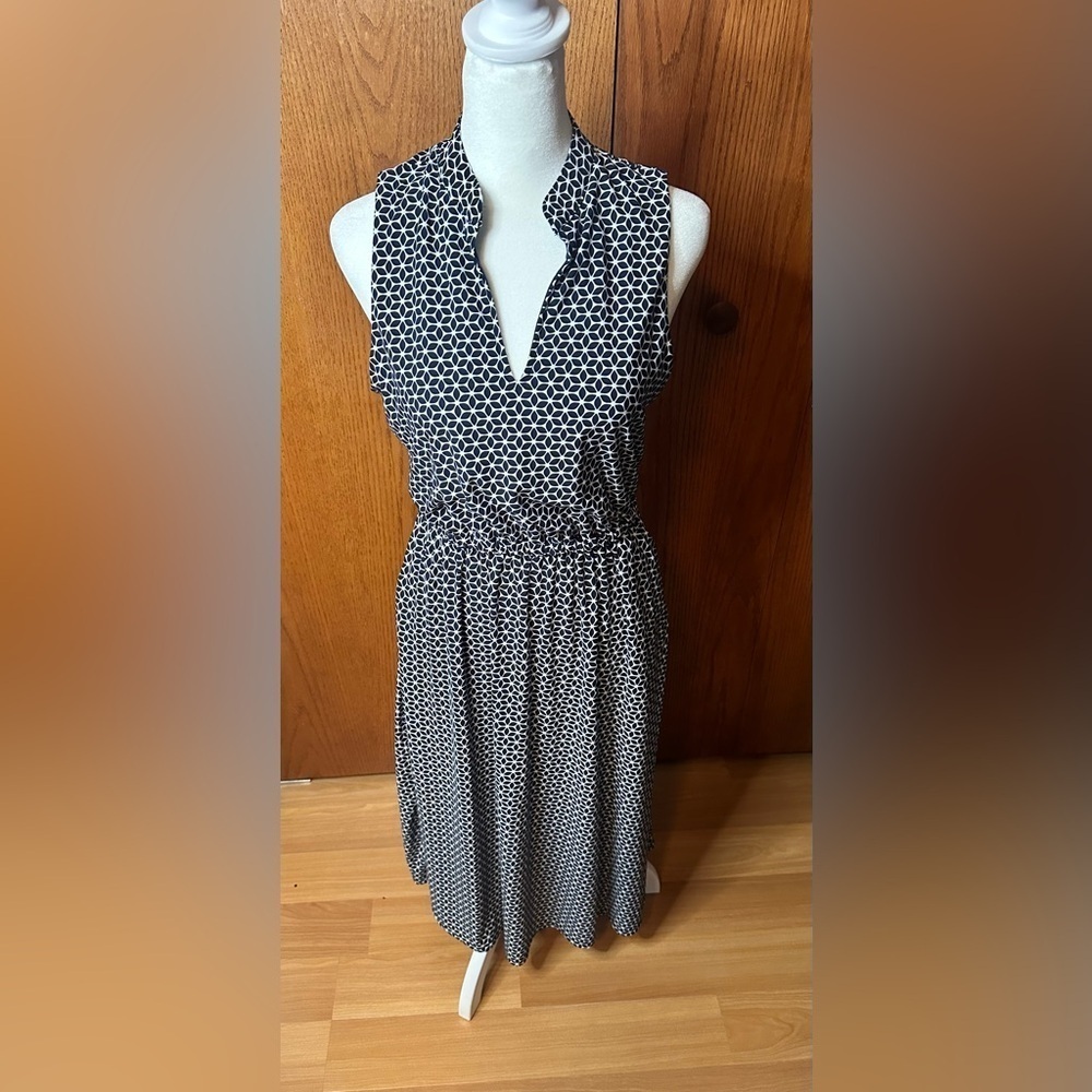 NWT Anne Klein Stretch V-Neck Navy & White Knee Length Dress Elastic Waist Sz 4